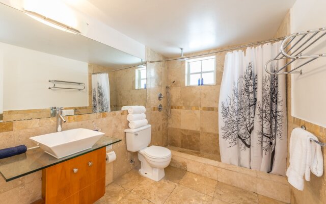 Hispaniola Apartments Part of the Oasis Casita Collection