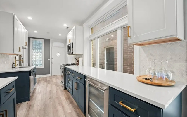 Beautiful Rental Unit in Chicago