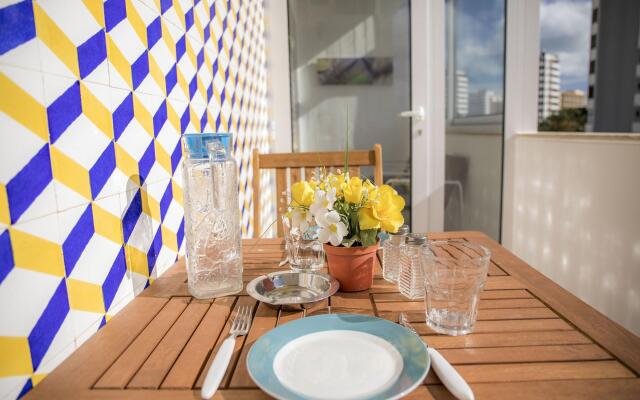 A28 - The Sea Wink Studio
