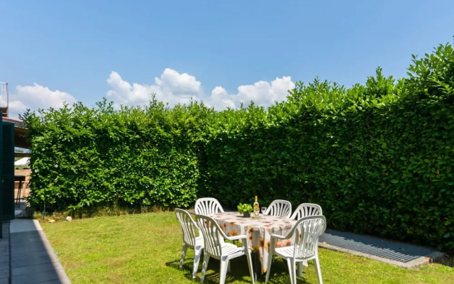 Apartment in Salo With Pool and Olive Groves