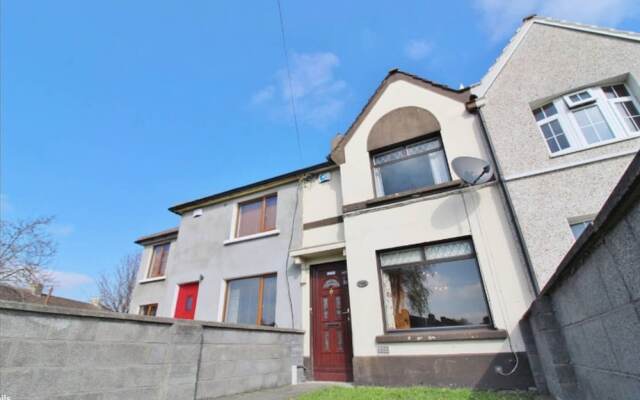 2 Bedroom Family Home in Residential Dublin Suburb