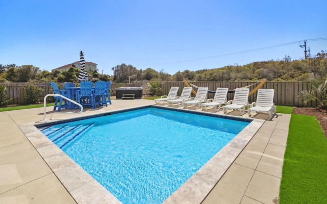 4057 - Fairways & Seaspray