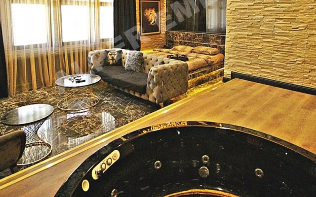 Black House