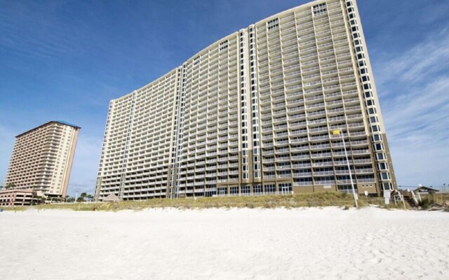 Emerald Beach Resort 2 Bedroom Apartment