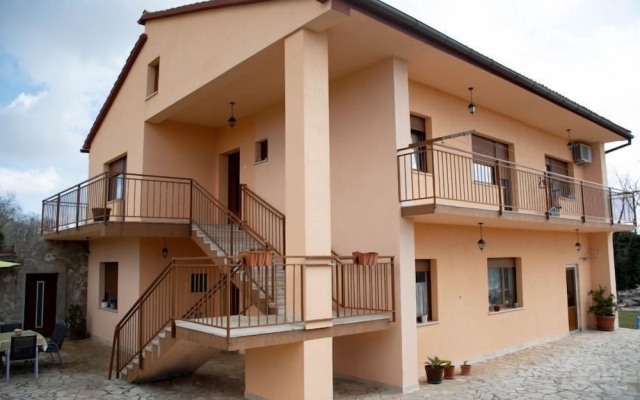 Three-bedroom Family apartment