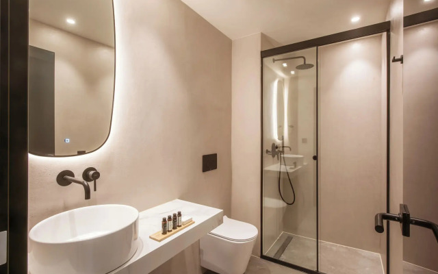 LAVRIS City Suites