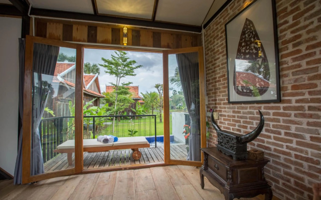 Kampot River Residence