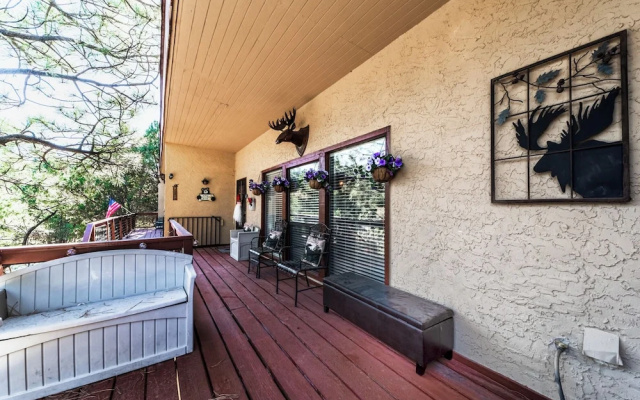 Gotch Eyed Moose by Ruidoso Vacation Rentals