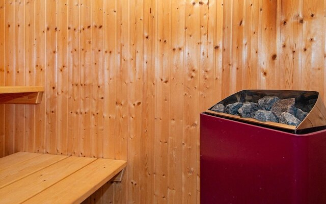 8 Person Holiday Home in Hemmet-by Traum