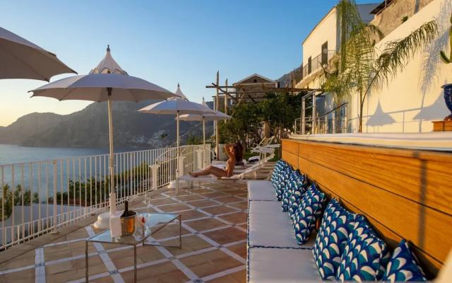 Luxury Villa Malika - Breathtaking View of Capri and Positano