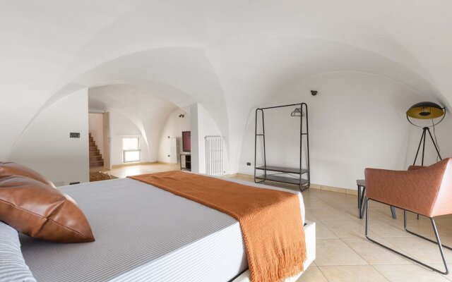 2982 Porta Barocca by Barbarhouse
