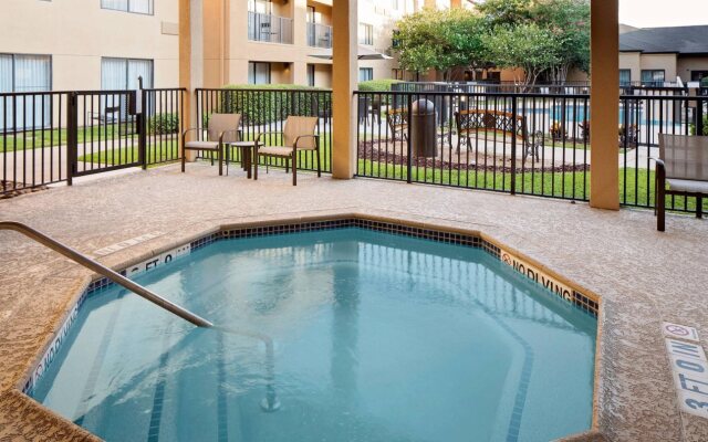 Courtyard by Marriott Houston Westchase