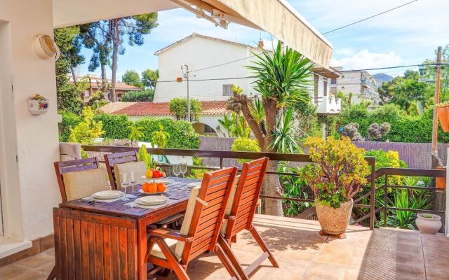 Luxury Apartment in Vinyet by Hello Apartments Sitges