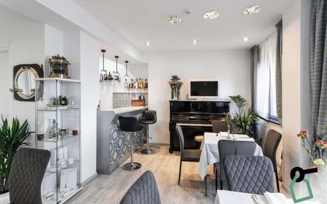 Hotiday Room Collection - Massa Lubrense
