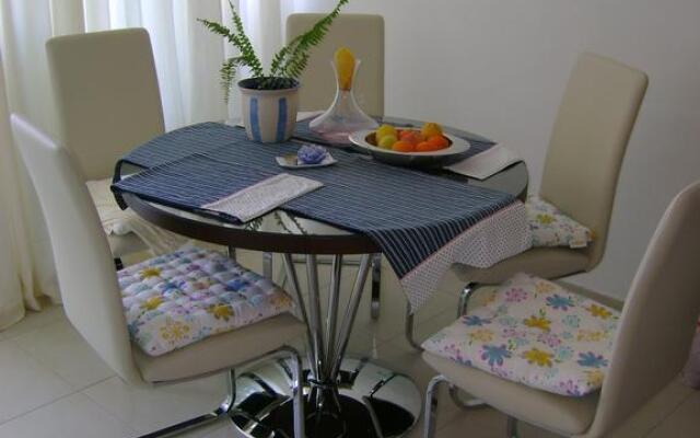 Apartment Small Pearl