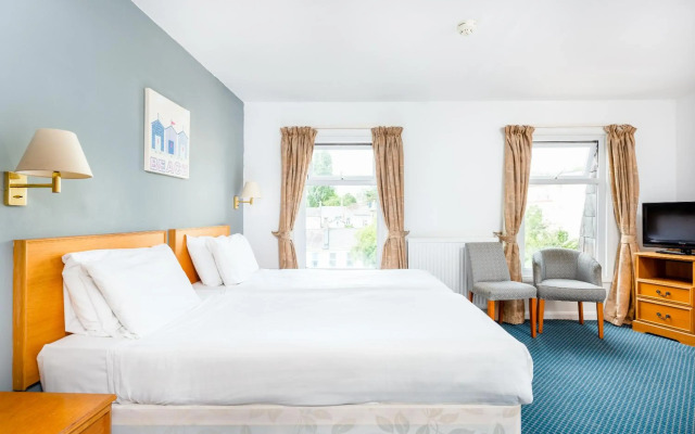 Abbey Lawn Hotel