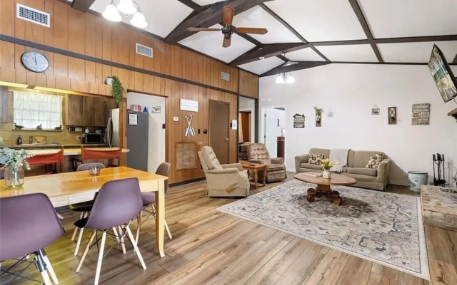 Rustic Lakehouse kayaks fishing bonfires