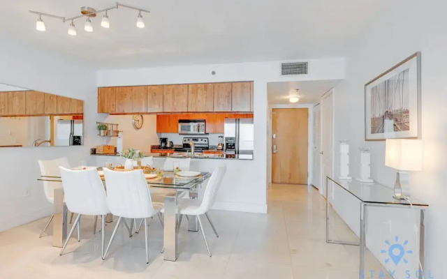 1 BR Apartment - Ocean and City Views
