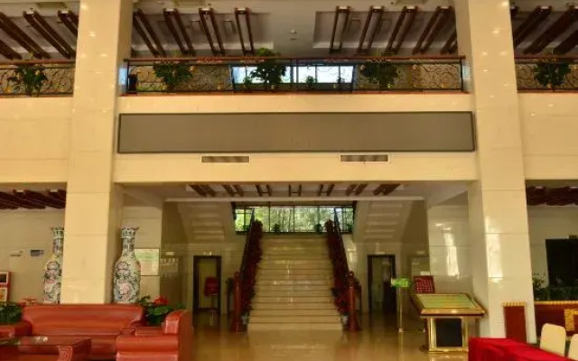 Qianjiang Hotel