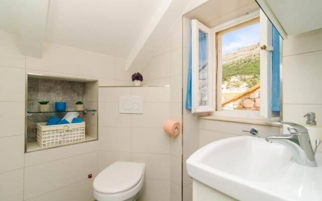 Holiday Home Tezoro Royal