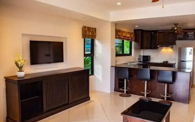 Baan Chom View Kamala