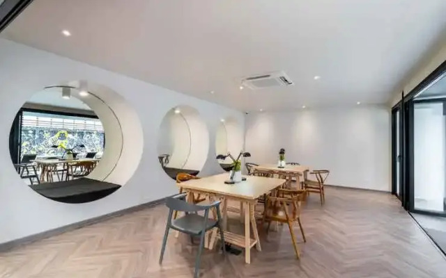 Blu Monkey Hub and Hotel Krabi Town