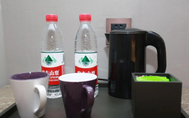 Mercure Wuhan Yangluo