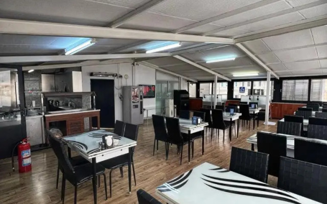 Seref Hotel