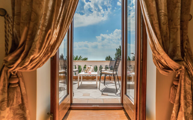 Villa Maria