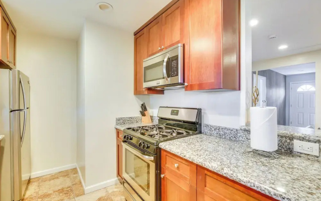 Modern Duplex Near Gaylord Resort & Bayfront!