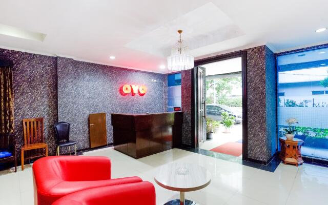 RedDoorz near City Walk Lippo Cikarang