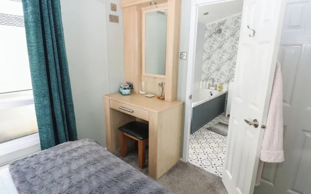 A and C Lodge-plot 21