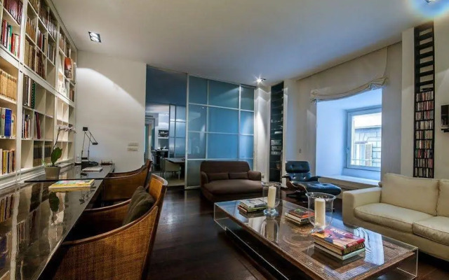 NO3 Town House Pantheon