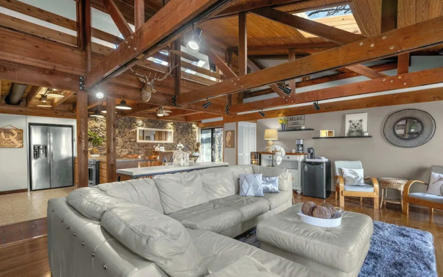 Cedar Nest Experience Ozark Magic in Sunrise Beach