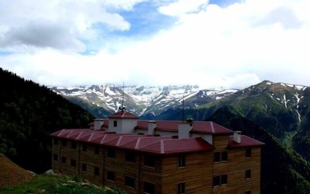 Grand Sis Hotel