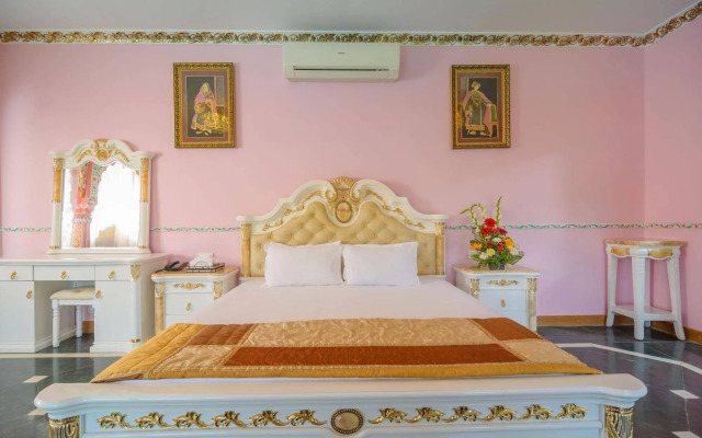 Stone Wood River Front