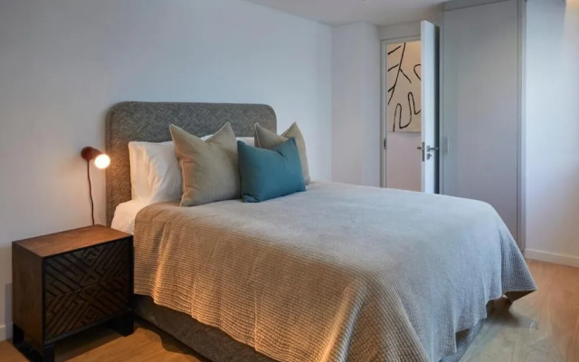 Xenia Signature Collection by Totalstay