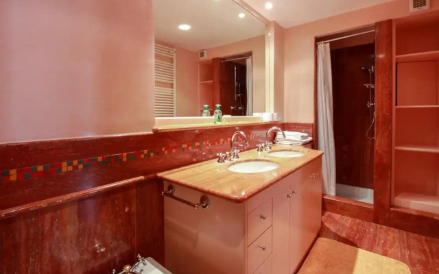 Fortuny3967 Suites & Wine