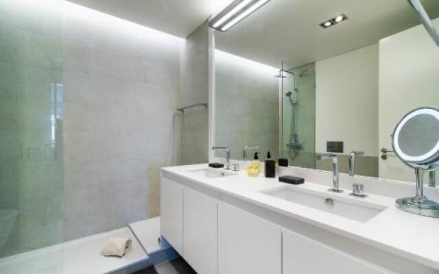 Brand New Apartment At Chiado