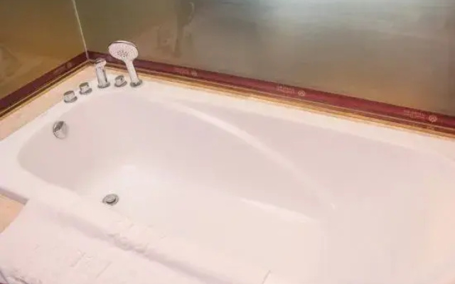 Han Yuan Han he Hotel