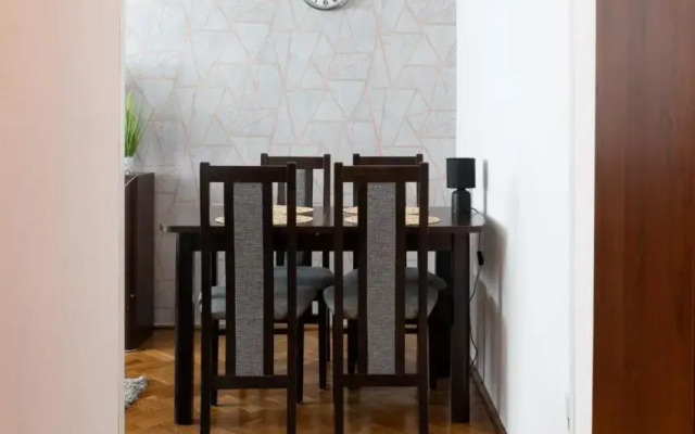 Własne M-Studio CENTRUM parter