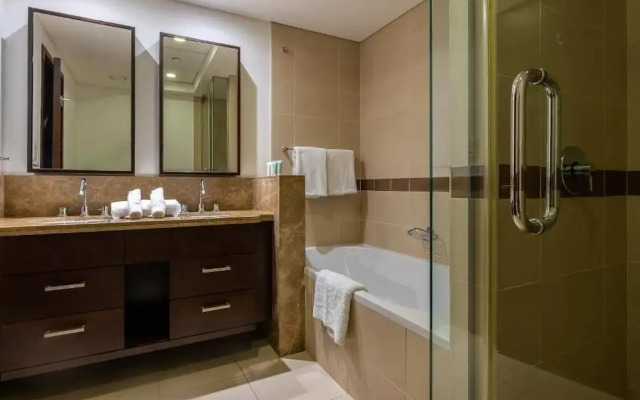 BellaVista-Exuberant-1BR- Fountain Views