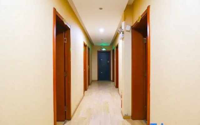 Huicheng Express Hotel