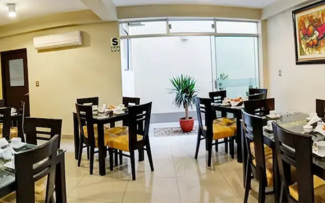 Rivera del Rio Hotel