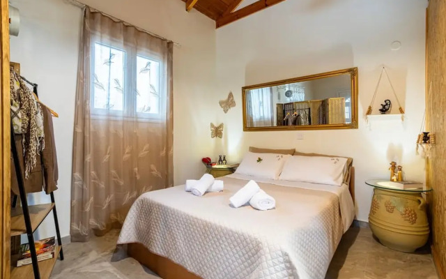 Petalidi Sunny Home Two