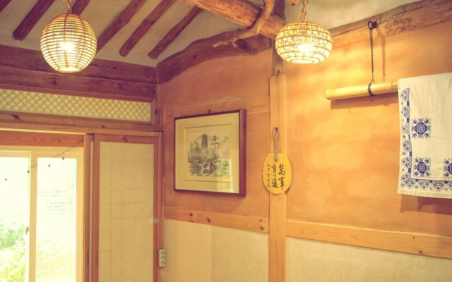 Jeonju Geune Hanok Stay