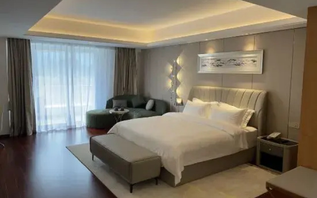 Rishi-Arcadia Hotel