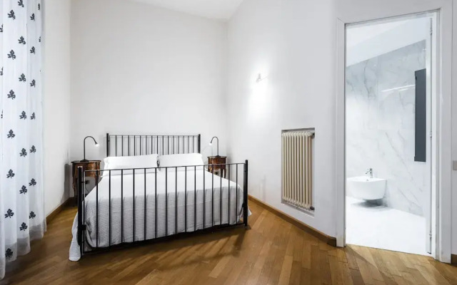 Agata Apartment With Balcony by Wonderful Italy