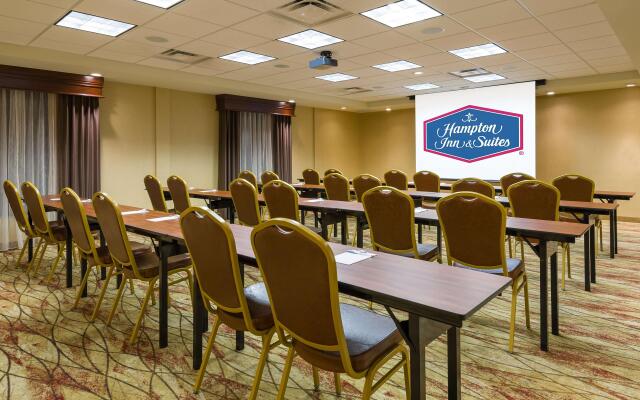 Hampton Inn & Suites Peoria at Grand Prairie, IL