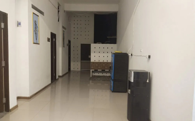 OYO 93990 Guest House Maria